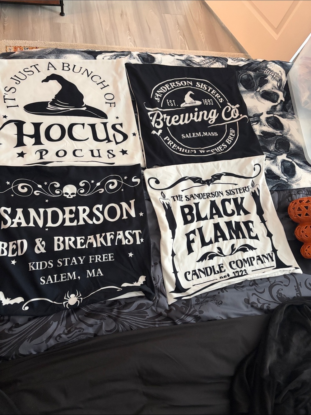 HOCUS POCUS HALLOWEEN 18”x18” PILLOW COVERS 4 SET
